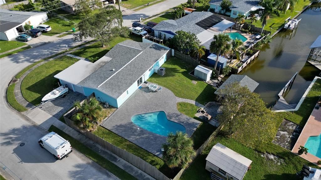 For Sale: $595,000 (3 beds, 2 baths, 1656 Square Feet)