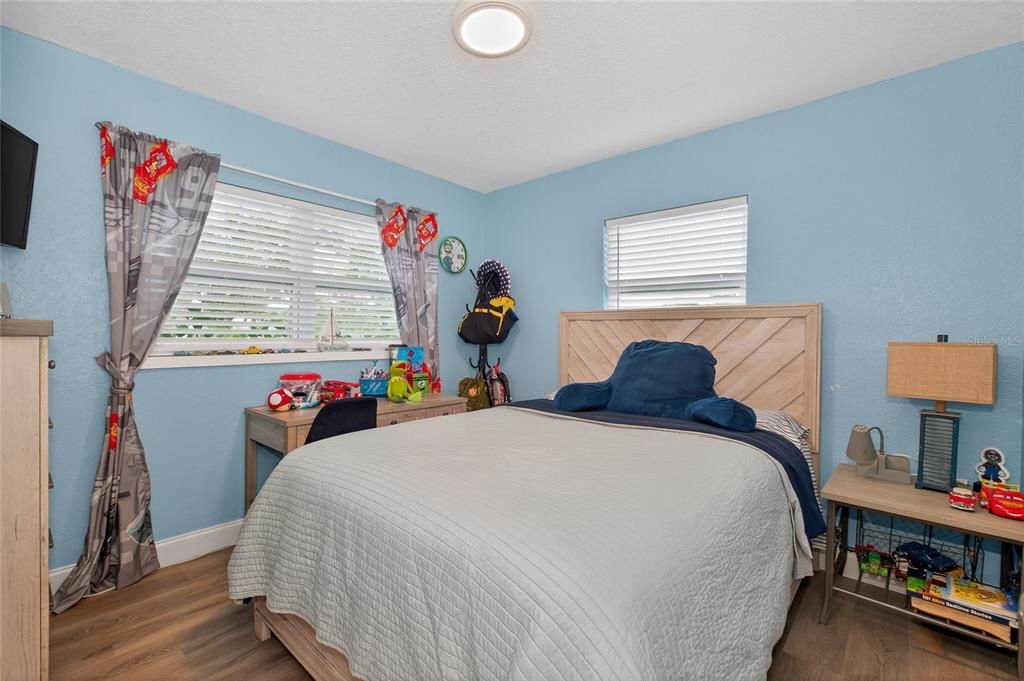 For Sale: $595,000 (3 beds, 2 baths, 1656 Square Feet)