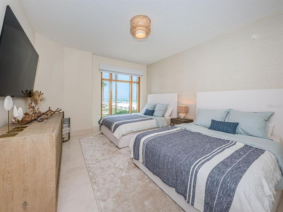 For Rent: $13,000 (2 beds, 2 baths, 1680 Square Feet)