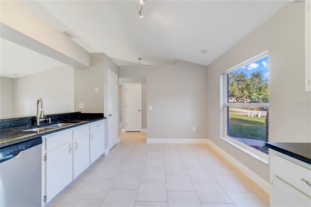 Active With Contract: $299,000 (3 beds, 2 baths, 1470 Square Feet)