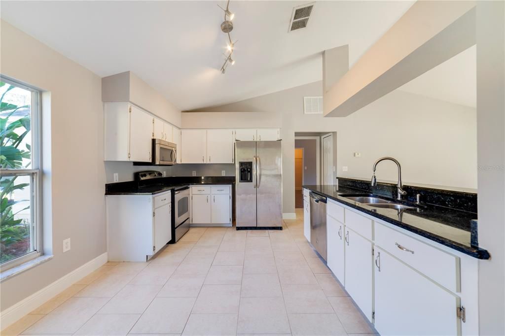 Active With Contract: $299,000 (3 beds, 2 baths, 1470 Square Feet)