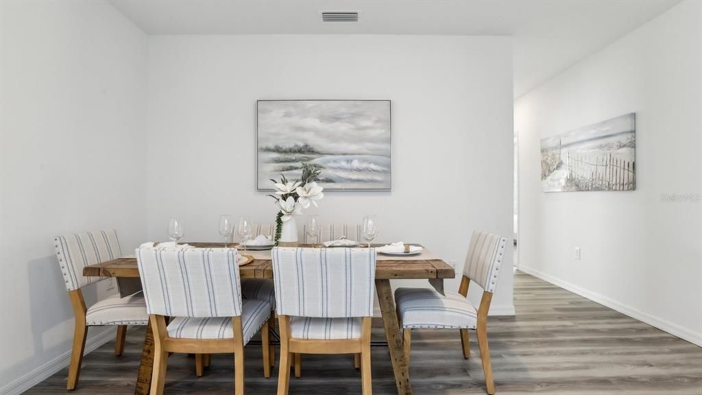 Active With Contract: $349,990 (3 beds, 2 baths, 1560 Square Feet)