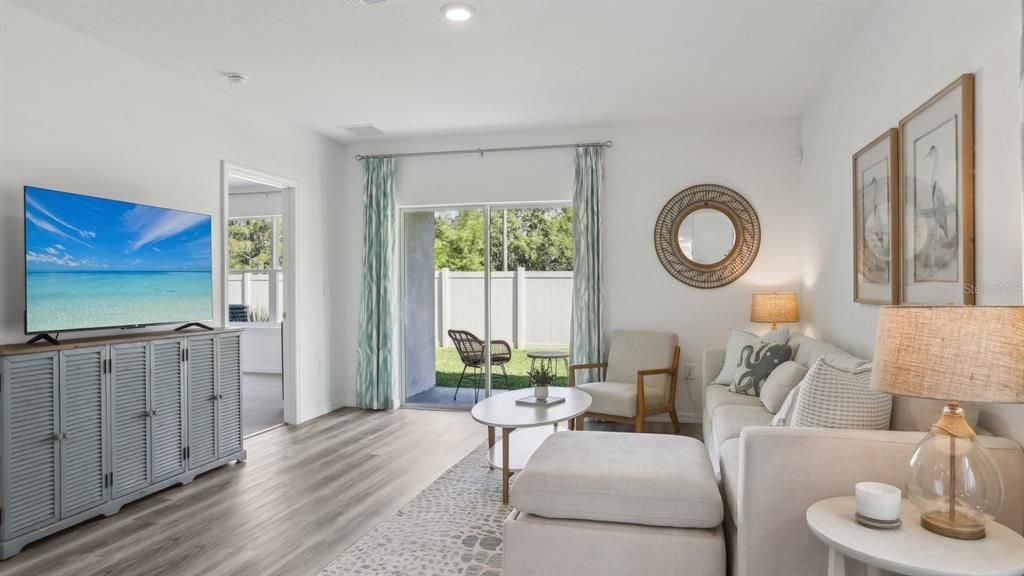 Active With Contract: $349,990 (3 beds, 2 baths, 1560 Square Feet)