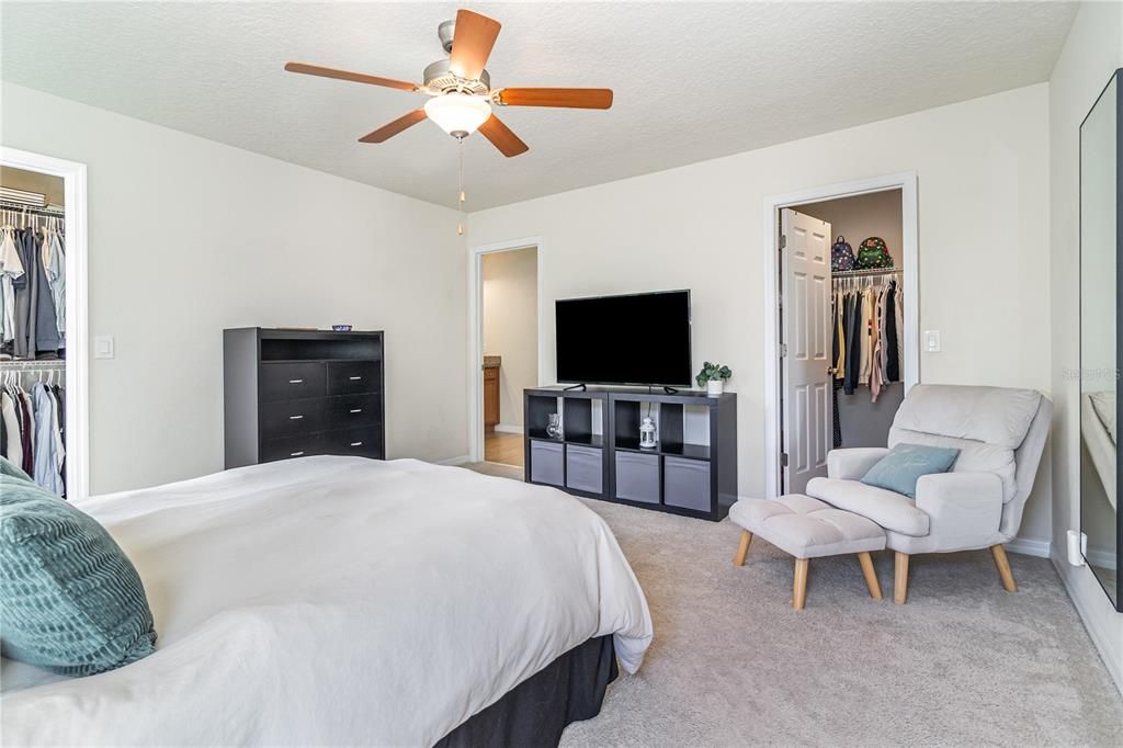 For Sale: $510,000 (3 beds, 2 baths, 2071 Square Feet)