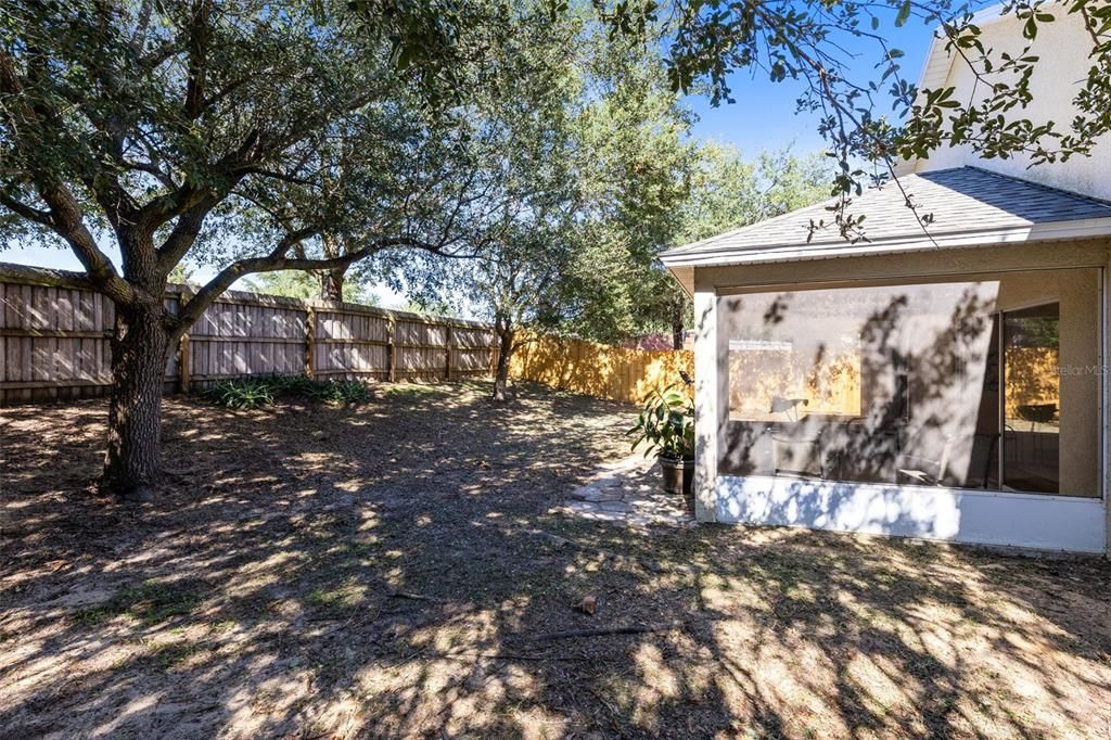 Activo con contrato: $315,000 (4 camas, 2 baños, 1772 Pies cuadrados)