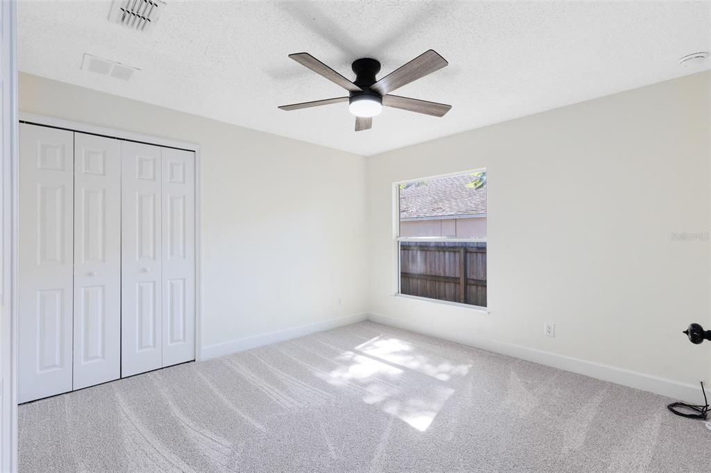 Activo con contrato: $315,000 (4 camas, 2 baños, 1772 Pies cuadrados)