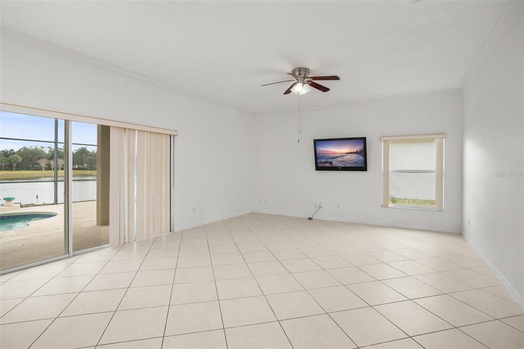 В аренду: $4,500 (5 спален, 4 ванн, 4204 Квадратных фут)