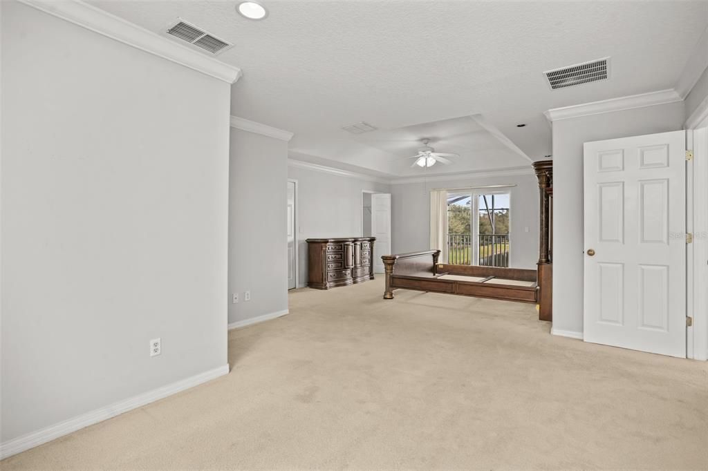 В аренду: $4,500 (5 спален, 4 ванн, 4204 Квадратных фут)