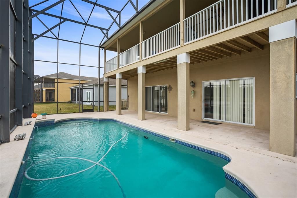 В аренду: $4,500 (5 спален, 4 ванн, 4204 Квадратных фут)