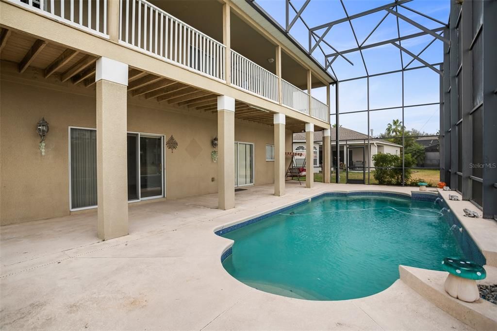 В аренду: $4,500 (5 спален, 4 ванн, 4204 Квадратных фут)