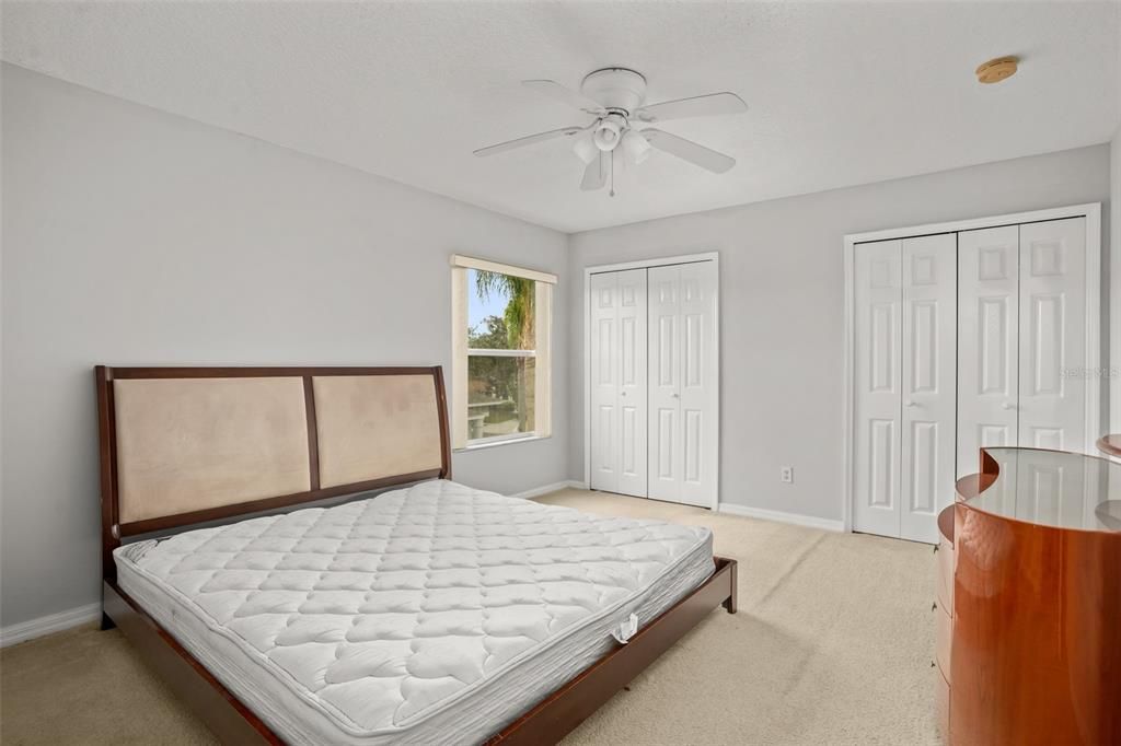 В аренду: $4,500 (5 спален, 4 ванн, 4204 Квадратных фут)