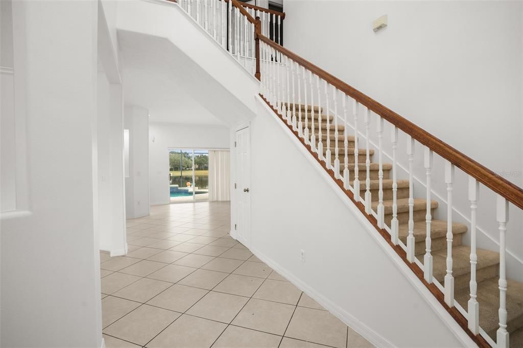 В аренду: $4,500 (5 спален, 4 ванн, 4204 Квадратных фут)