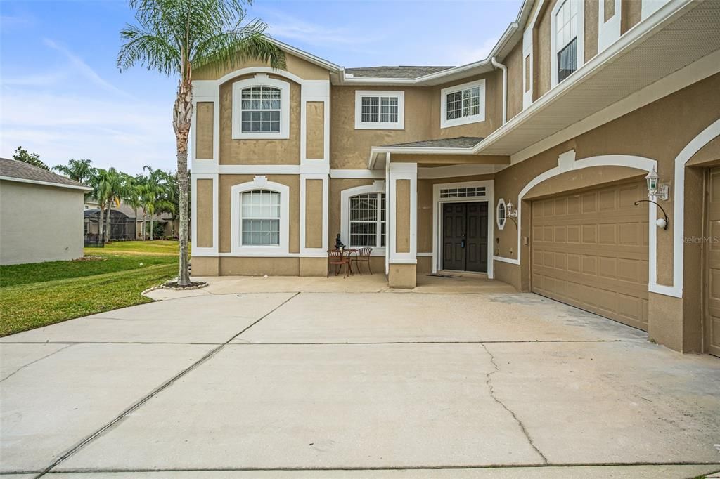 В аренду: $4,500 (5 спален, 4 ванн, 4204 Квадратных фут)