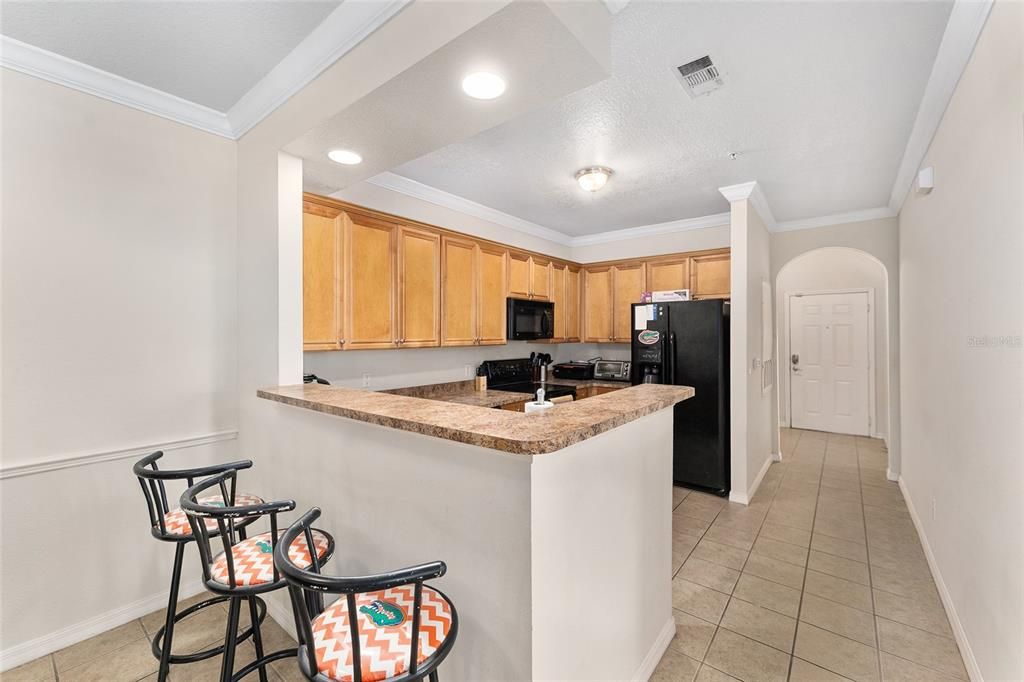 На продажу: $405,000 (3 спален, 3 ванн, 1296 Квадратных фут)