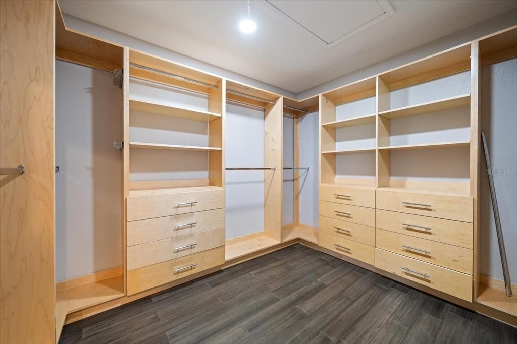 待售: $995,000 (2 贝兹, 2 浴室, 1760 平方英尺)