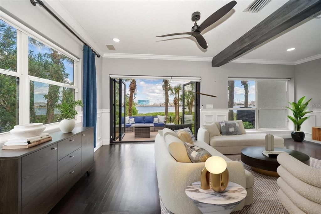 待售: $995,000 (2 贝兹, 2 浴室, 1760 平方英尺)