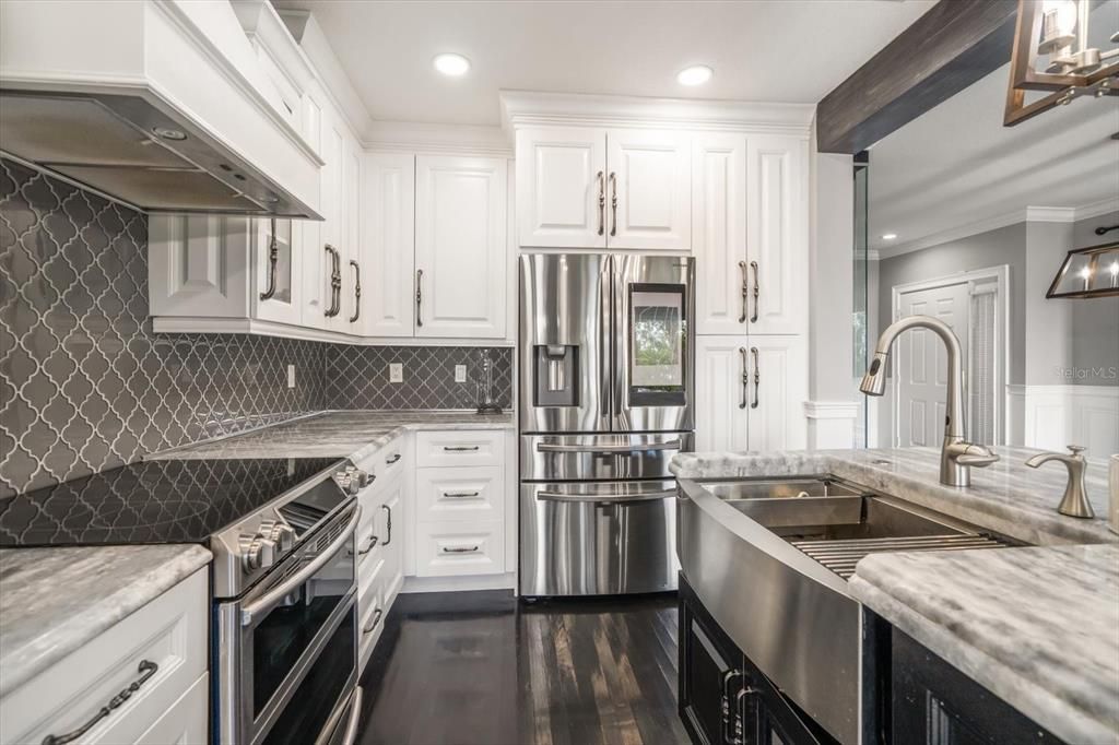 待售: $995,000 (2 贝兹, 2 浴室, 1760 平方英尺)