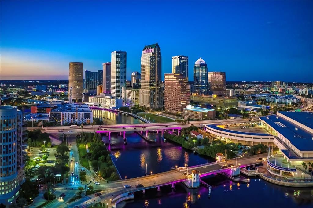 待售: $995,000 (2 贝兹, 2 浴室, 1760 平方英尺)