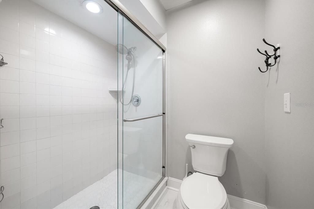 待售: $995,000 (2 贝兹, 2 浴室, 1760 平方英尺)