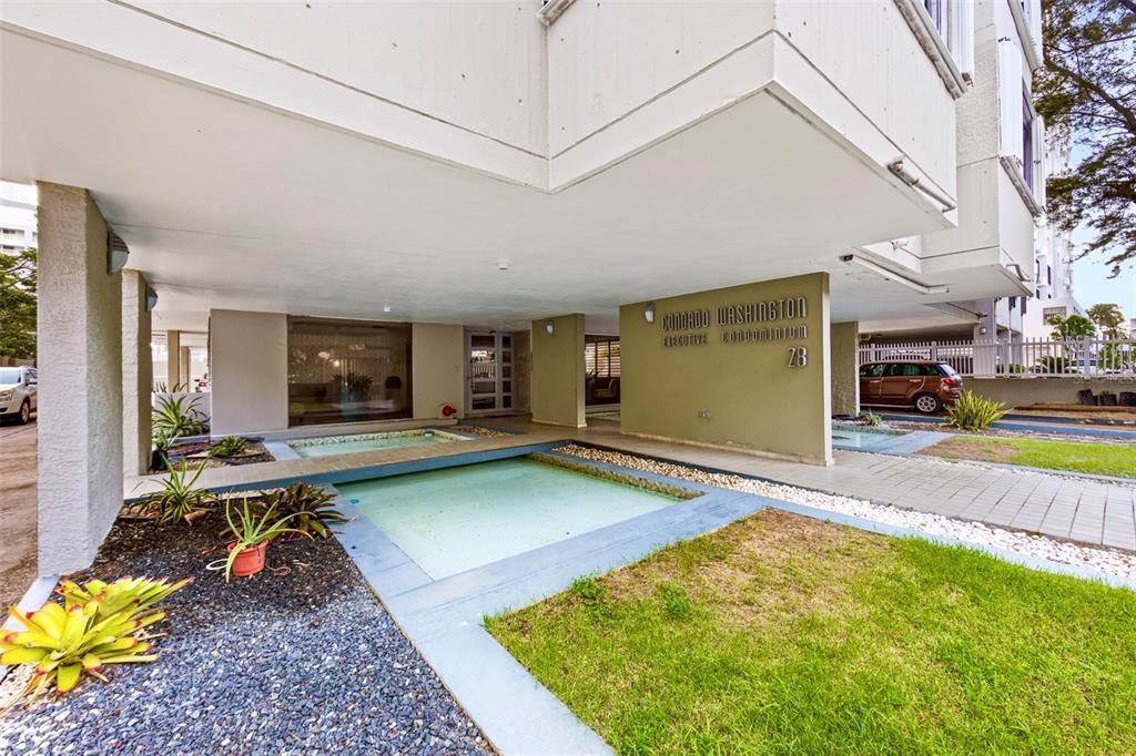 На продажу: $375,000 (1 спален, 1 ванн, 739 Квадратных фут)