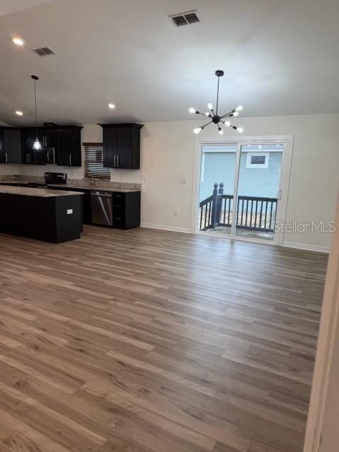 For Sale: $385,000 (3 beds, 2 baths, 1460 Square Feet)