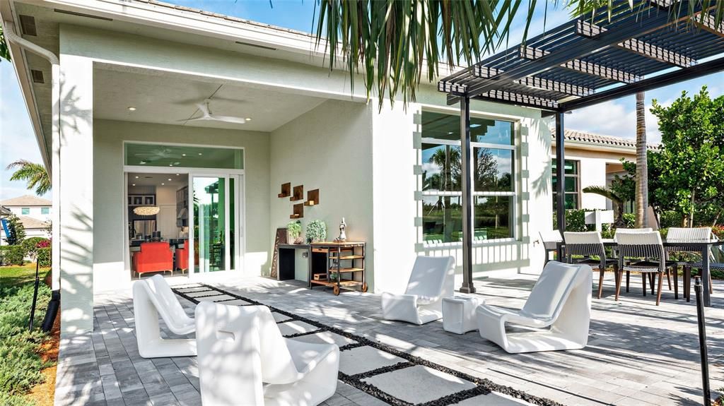 For Sale: $385,990 (3 beds, 2 baths, 1724 Square Feet)