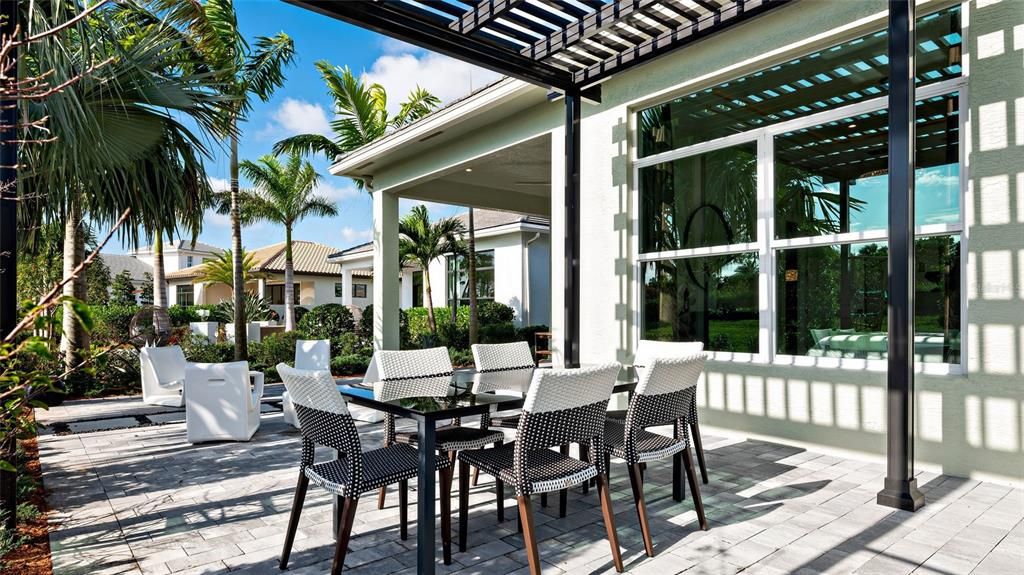 For Sale: $385,990 (3 beds, 2 baths, 1724 Square Feet)