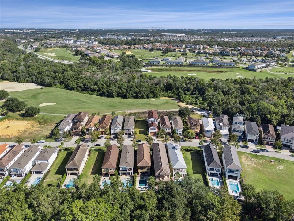 待售: $199,900 (0.11 acres)