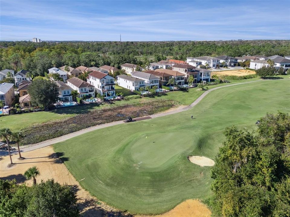 待售: $199,900 (0.11 acres)