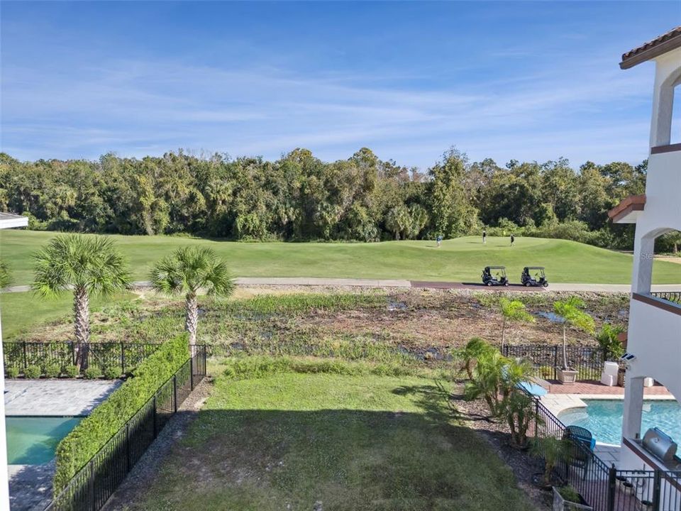 待售: $199,900 (0.11 acres)