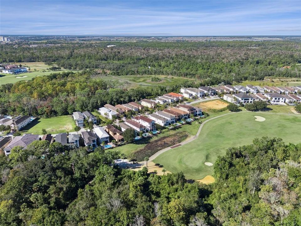 待售: $199,900 (0.11 acres)