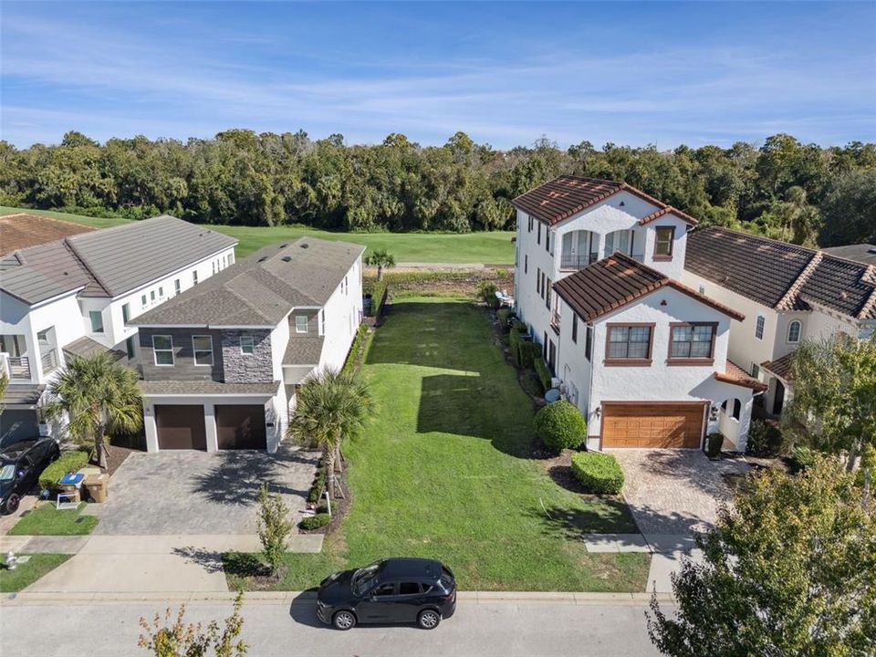 待售: $199,900 (0.11 acres)