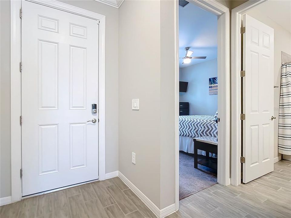 For Sale: $600,000 (3 beds, 2 baths, 1796 Square Feet)