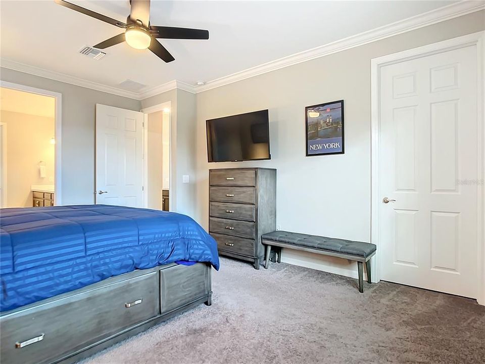 For Sale: $600,000 (3 beds, 2 baths, 1796 Square Feet)