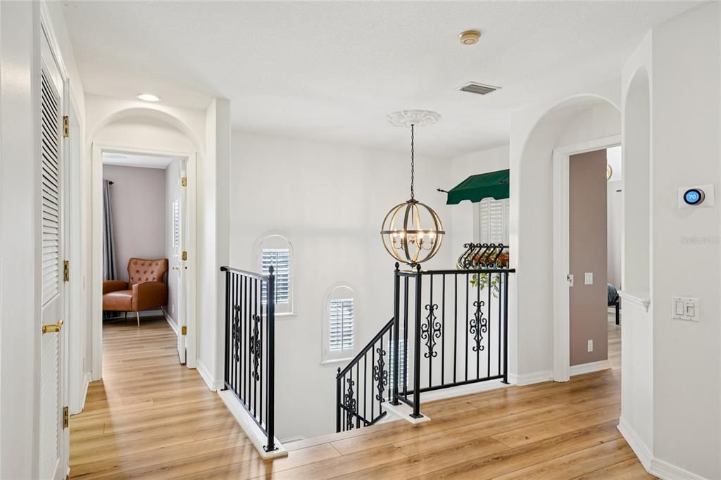 На продажу: $1,439,000 (4 спален, 2 ванн, 3008 Квадратных фут)