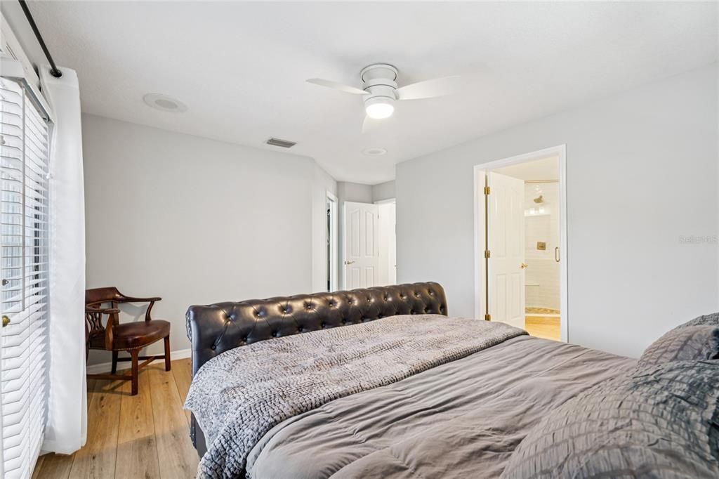 На продажу: $1,439,000 (4 спален, 2 ванн, 3008 Квадратных фут)