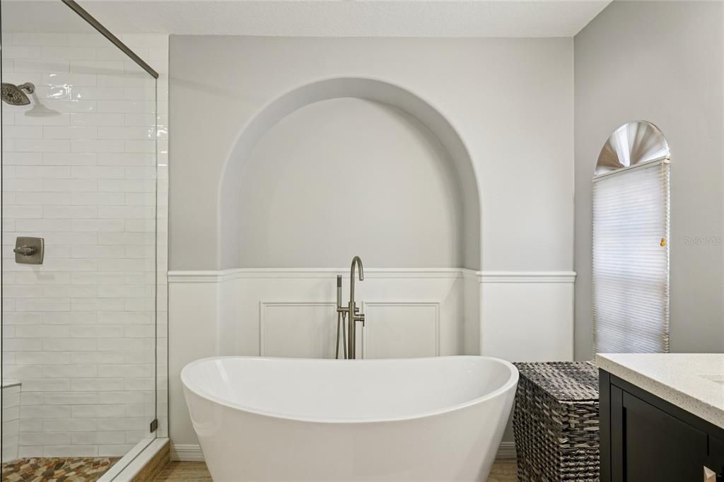 На продажу: $1,439,000 (4 спален, 2 ванн, 3008 Квадратных фут)