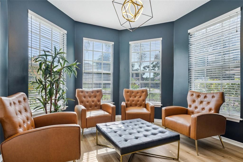 На продажу: $1,439,000 (4 спален, 2 ванн, 3008 Квадратных фут)