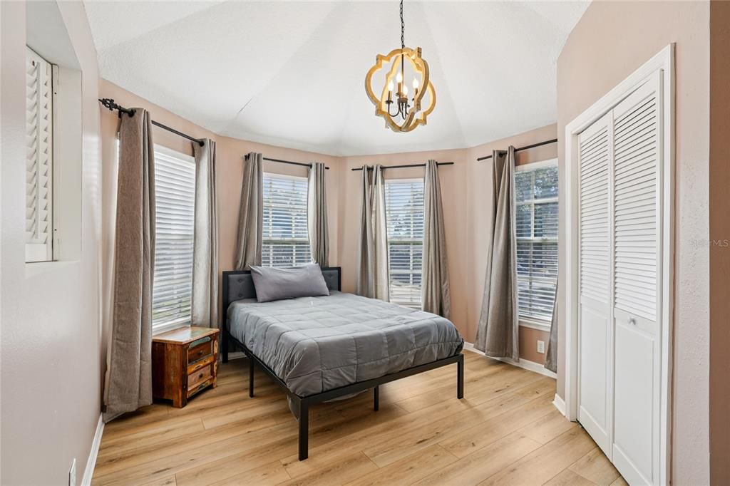 На продажу: $1,439,000 (4 спален, 2 ванн, 3008 Квадратных фут)