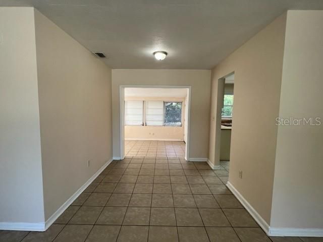 For Rent: $1,725 (3 beds, 2 baths, 1247 Square Feet)