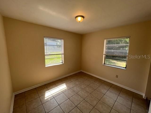 For Rent: $1,725 (3 beds, 2 baths, 1247 Square Feet)