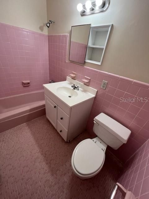 For Rent: $1,725 (3 beds, 2 baths, 1247 Square Feet)