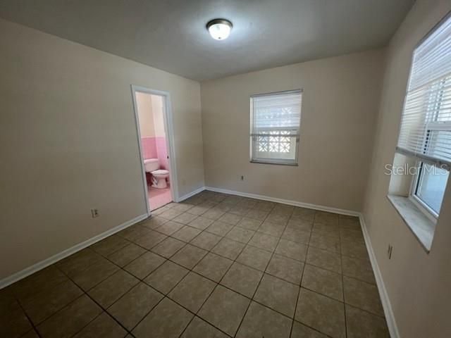 For Rent: $1,725 (3 beds, 2 baths, 1247 Square Feet)