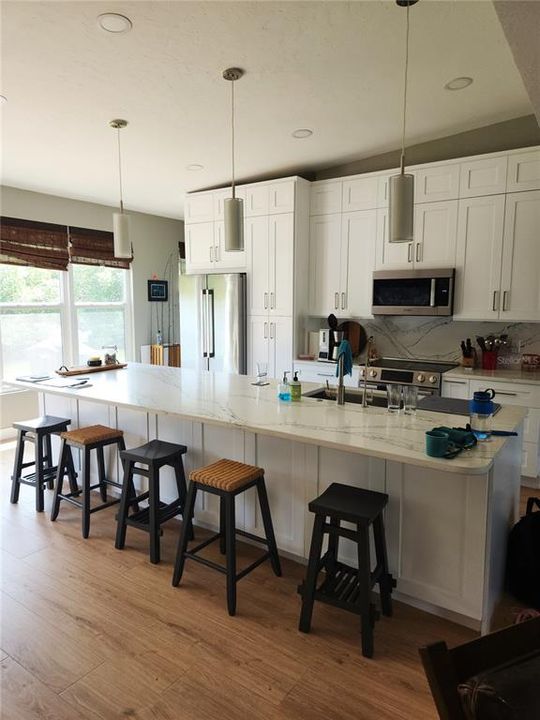 Active With Contract: $549,000 (3 beds, 2 baths, 1715 Square Feet)