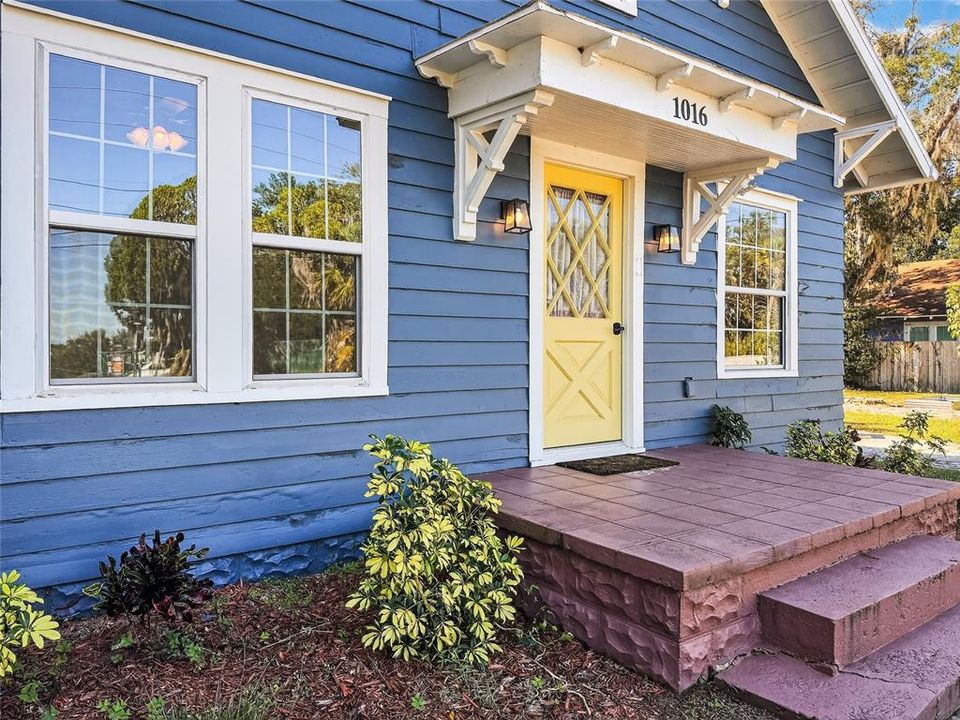 For Rent: $2,500 (3 beds, 2 baths, 1821 Square Feet)