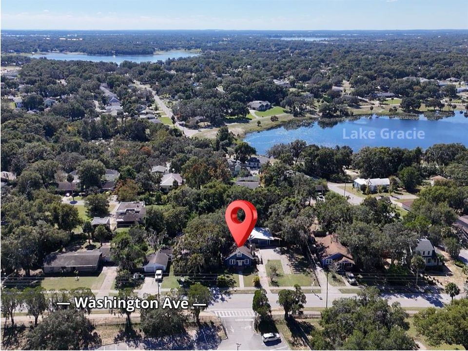 For Rent: $2,500 (3 beds, 2 baths, 1821 Square Feet)