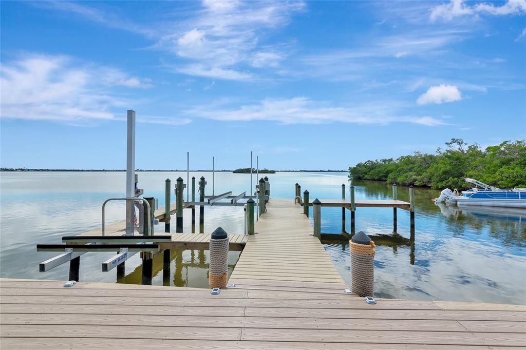 Active With Contract: $1,349,000 (3 beds, 2 baths, 1620 Square Feet)