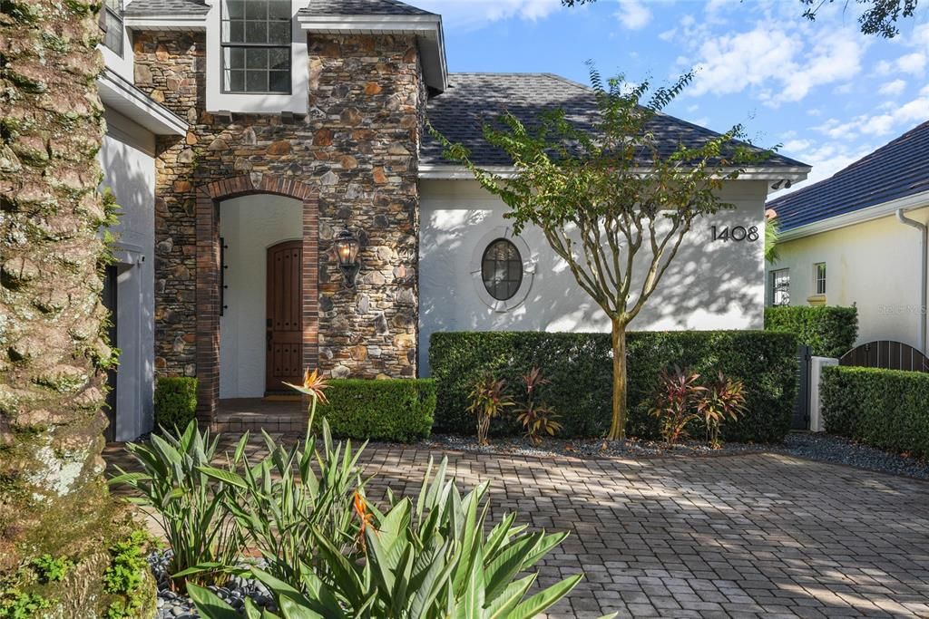 For Sale: $1,525,000 (4 beds, 4 baths, 3237 Square Feet)