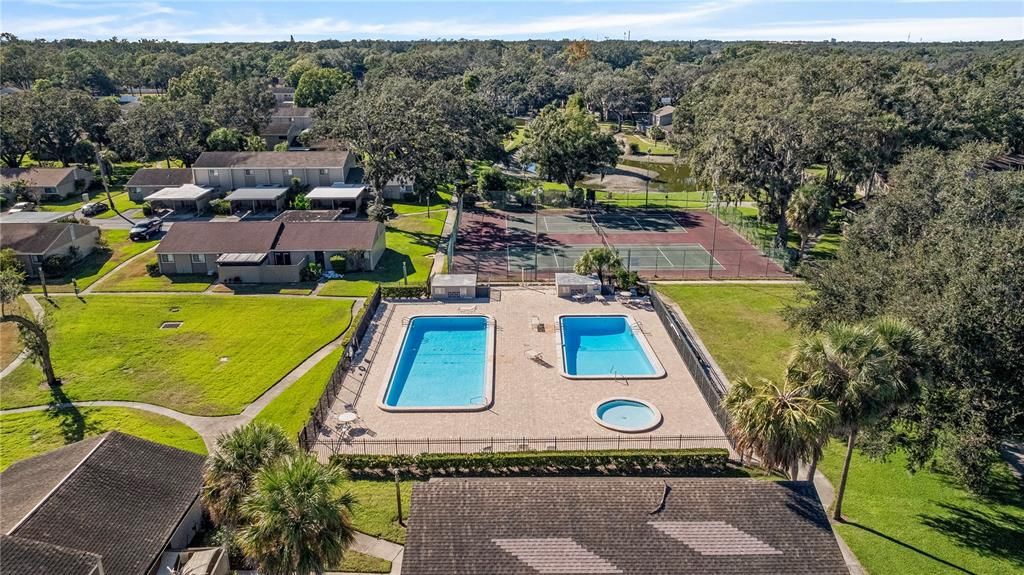 待售: $149,000 (2 贝兹, 1 浴室, 1102 平方英尺)