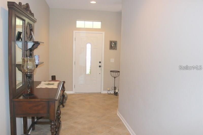 出租: $2,650 (4 贝兹, 2 浴室, 2495 平方英尺)